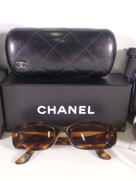 etui lunettes chanel|petite maroquinerie chanel.